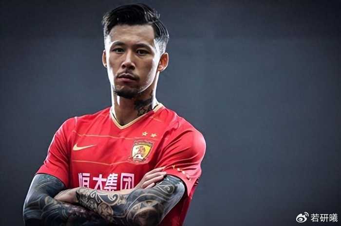 喜讯！武汉三镇后防已坐拥三位上港旧将，两人直接被新帅委以重任